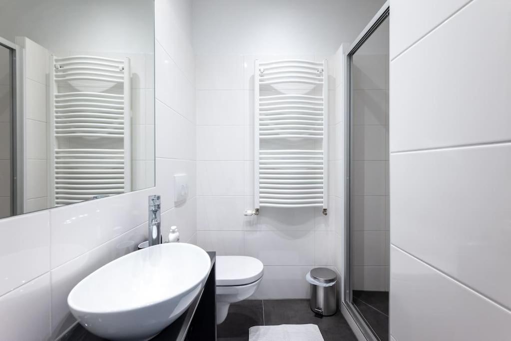 וינה Spacious 2Br Near Attractions By Hm מראה חיצוני תמונה