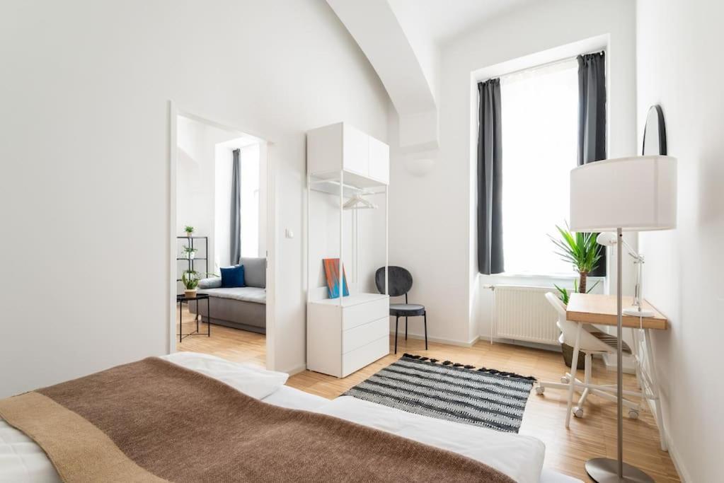 וינה Spacious 2Br Near Attractions By Hm מראה חיצוני תמונה